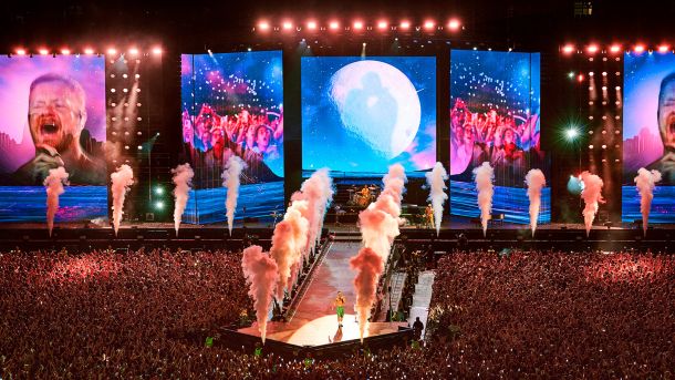 JDC Burst 1 creates visual spectacle for Imagine Dragons’ stadium tour
