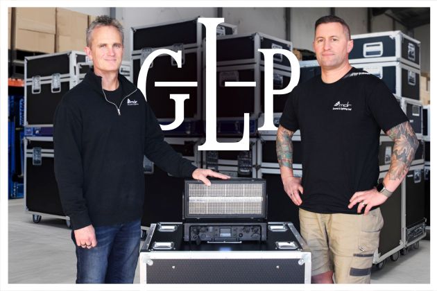 Brodie Noon (left) with MDR Business Development Manager, Aaron Shirriffs