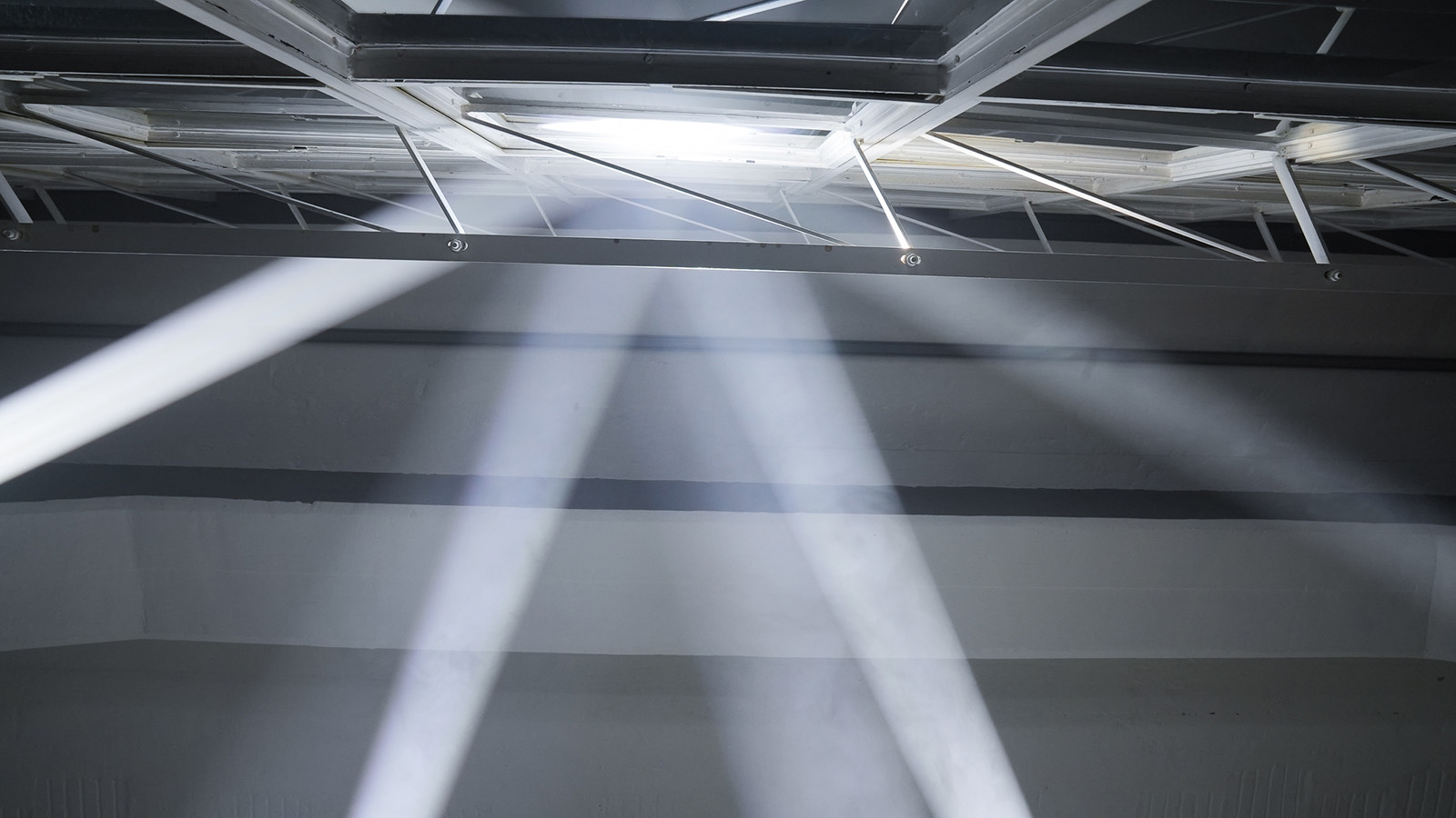 GLP FUSION Exo Beam 10 creates ‘reflection’ in the Bauhaus