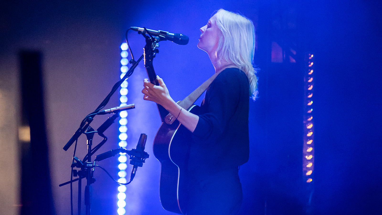 Laura Marling tells her story with impression X4 Bar 20s - GLP.DE