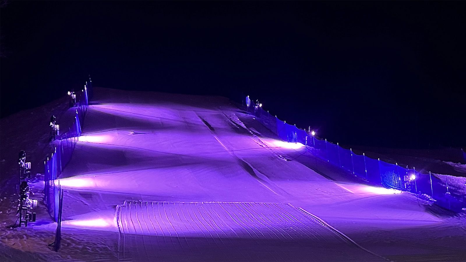 GLP JDC1 hybrids track skiing/snowboarding tricks on the slopes of Canada’s Big Air Show