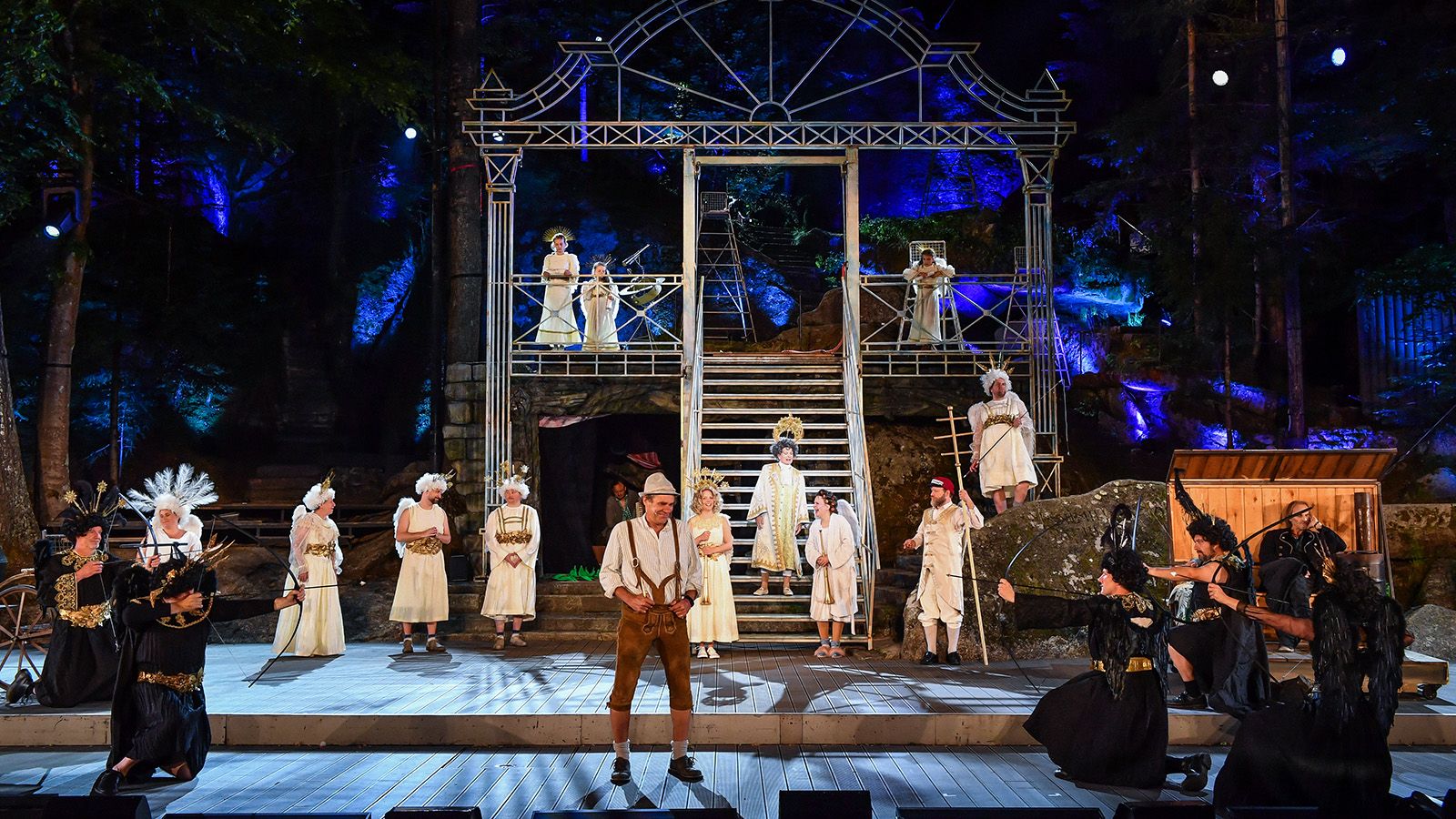 Theater zwischen Felsen: Luisenburg-Festspiele vertrauen auf wetterfeste Scheinwerfer von FUSION by GLP